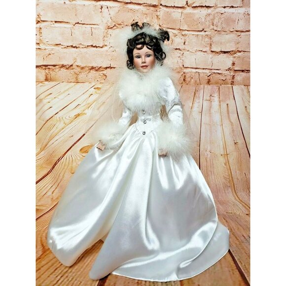 Ashton Drake Other - Ashton Drake 1996 "Winter Romance" Bride Doll / Sandra Bilotto Porcelain Doll